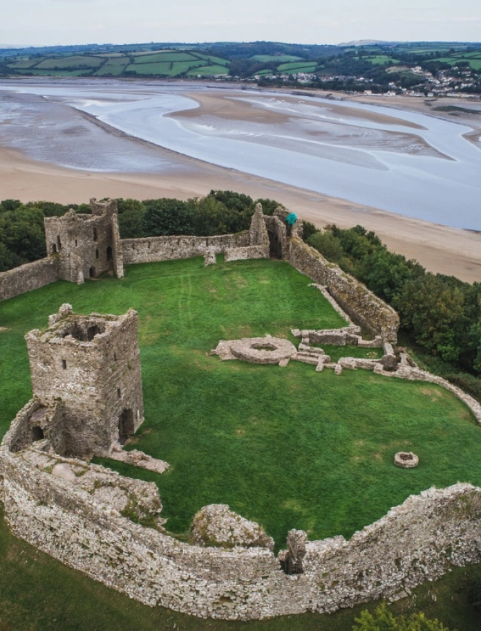 Castell Llansteffan oddi fry, Sir Gaerfyrddin
