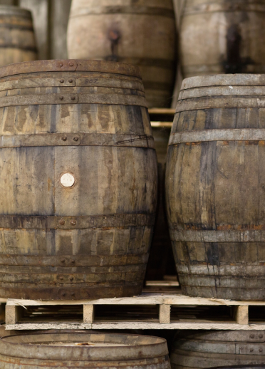 Casgenni yn nistyllfa Penderyn