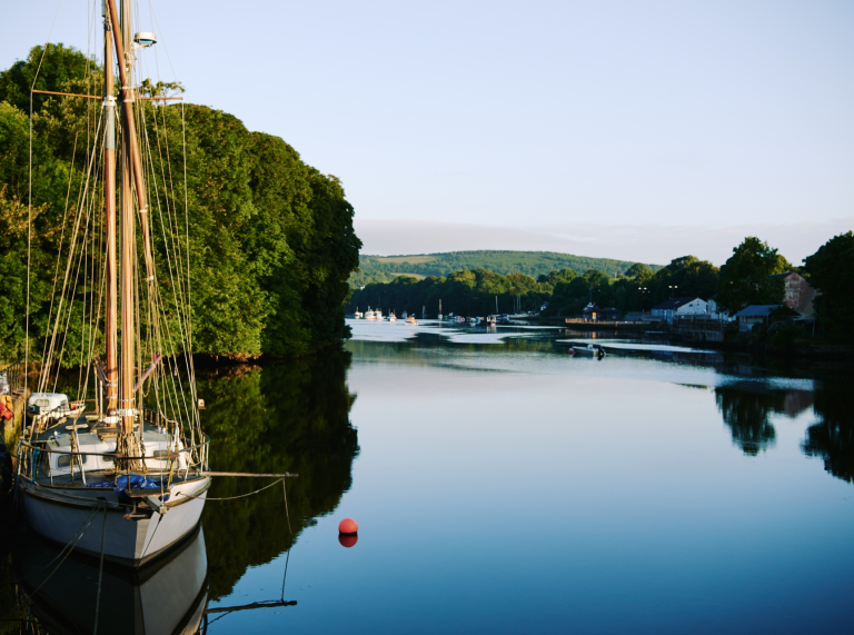 Cwch ar Afon Teifi, Aberteifi