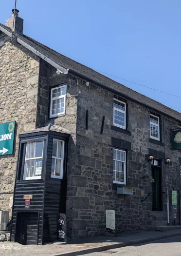 Golden Lion Inn, Bontnewydd-ar-Wy, Powys