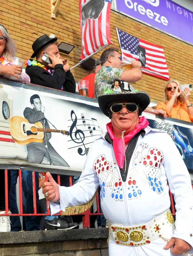 Elvis tribute act