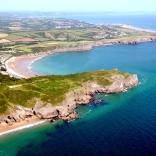 Image of Lydstep Caverns in Pembrokeshire