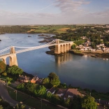 Pont y Borth oddi fry 