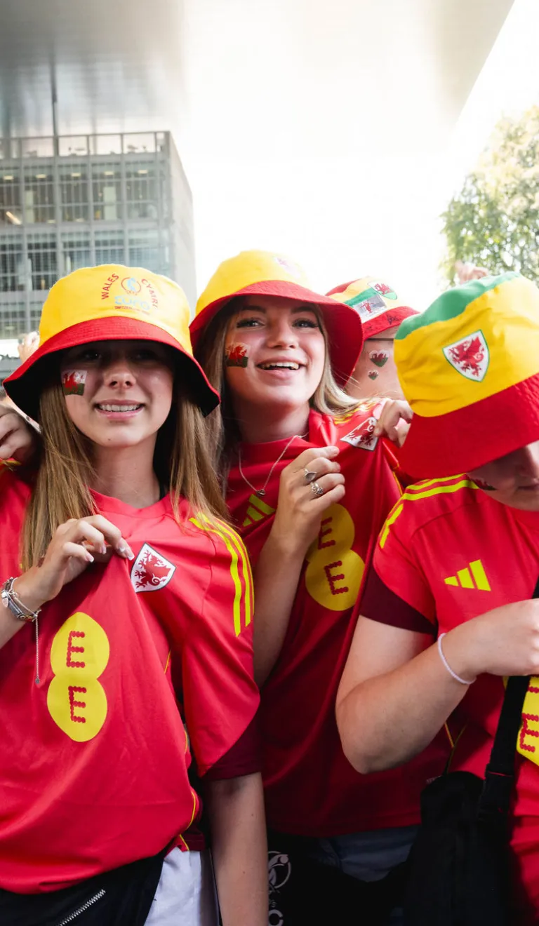 2025_07_05_Euros_FanZone_walk_Orchard_Lucern_192.jpg